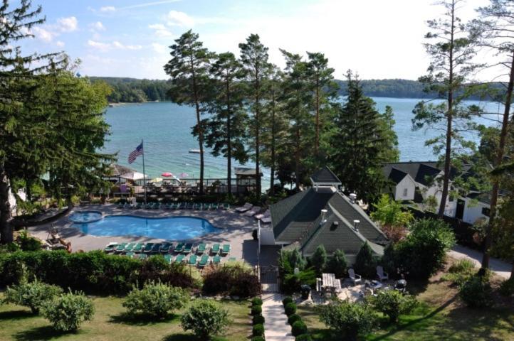 The Shore Club Wisconsin, Ascend Hotel Collection Elkhart Lake Extérieur photo